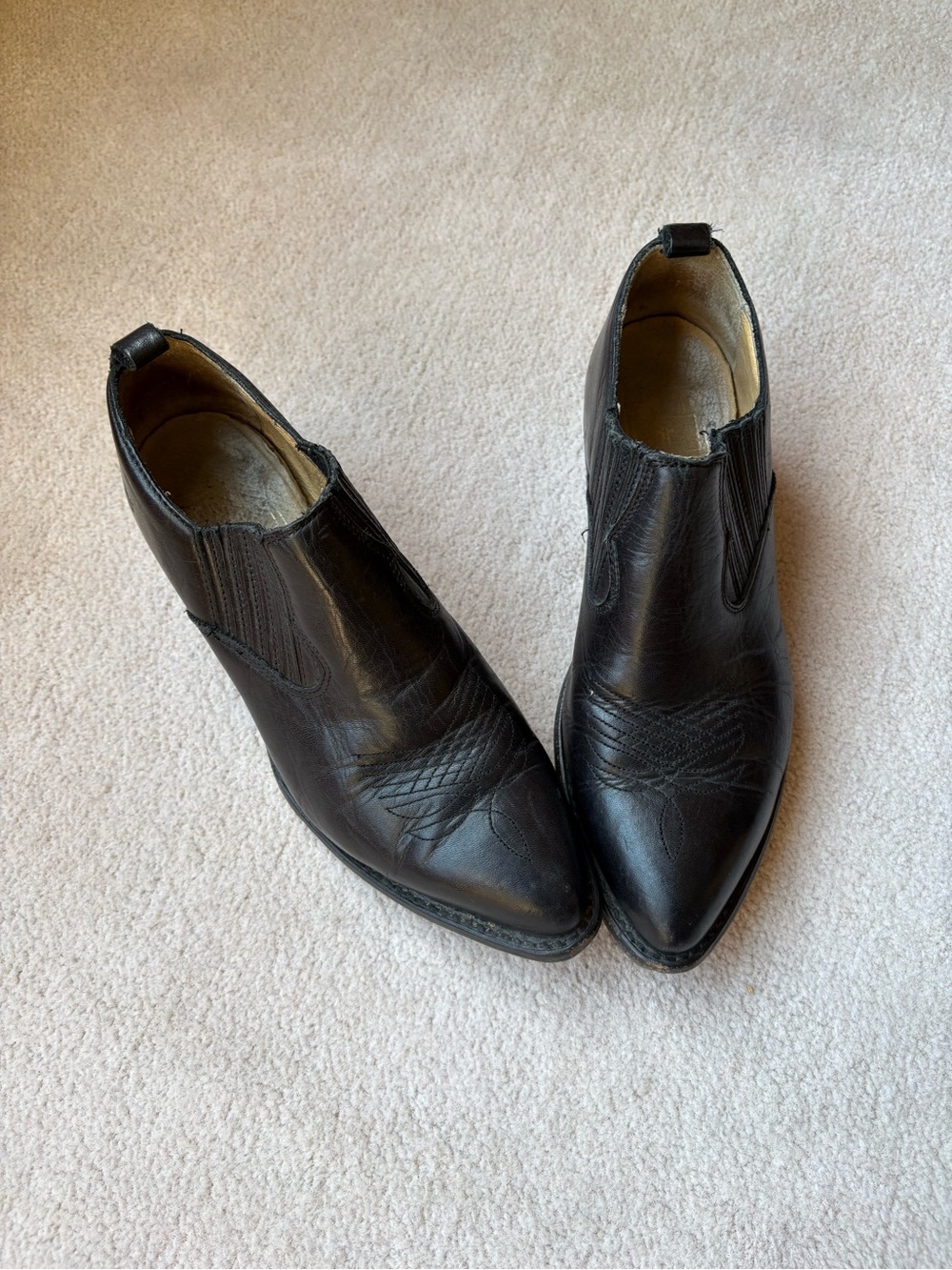 Vintage Frye Billy Shootie Black Leather Western Slip On Ankle Booties